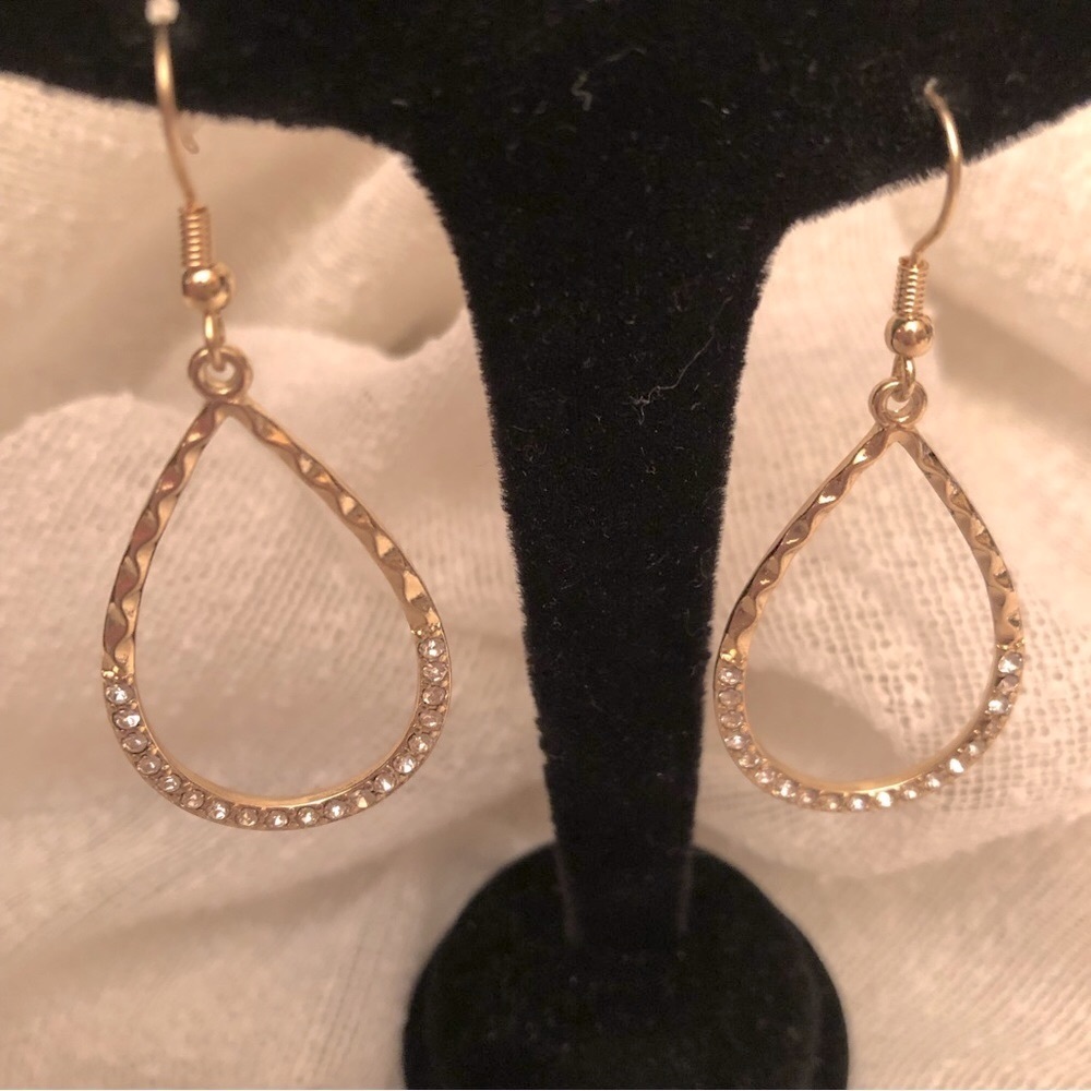 🆕Park Lane Oui Earrings Gold TearDrop Hooks